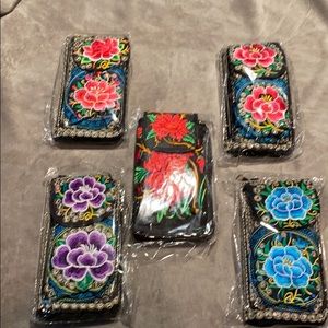Wallet handmade embroidered cellphone compartment
